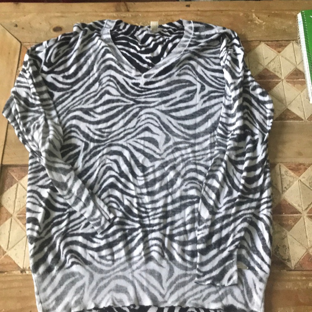 Sweater zebra print